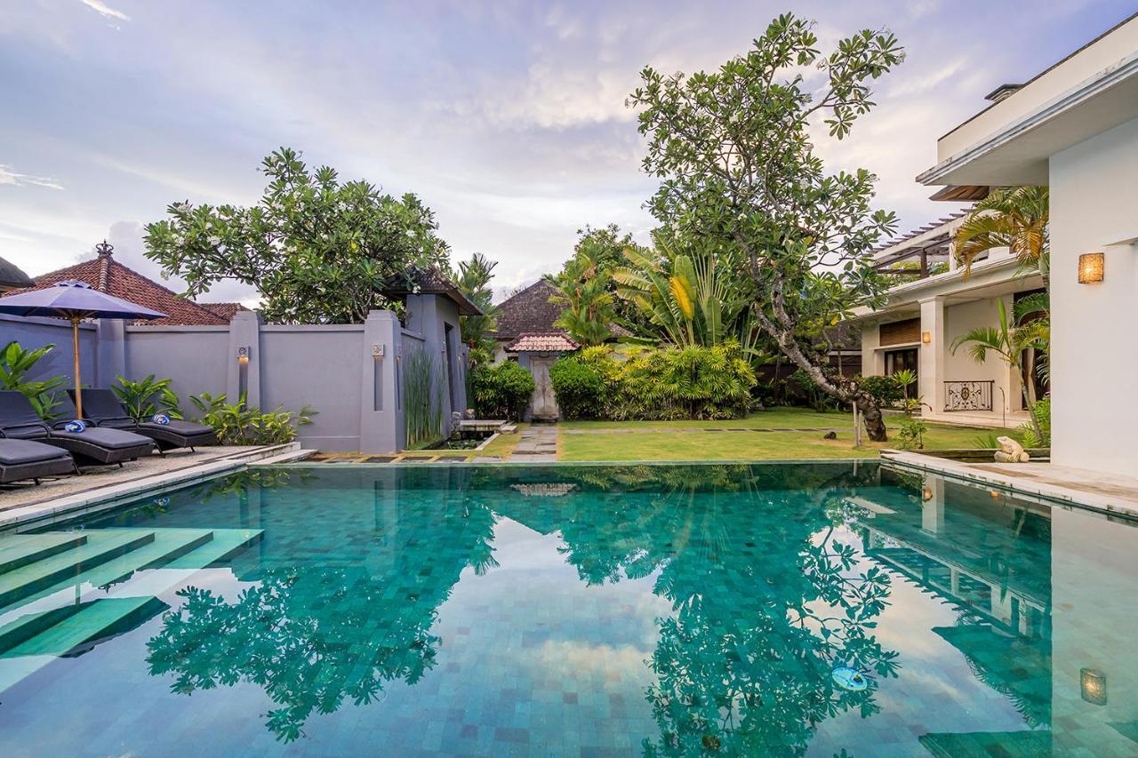 Bali Villa Lotus Seminyak Exterior foto