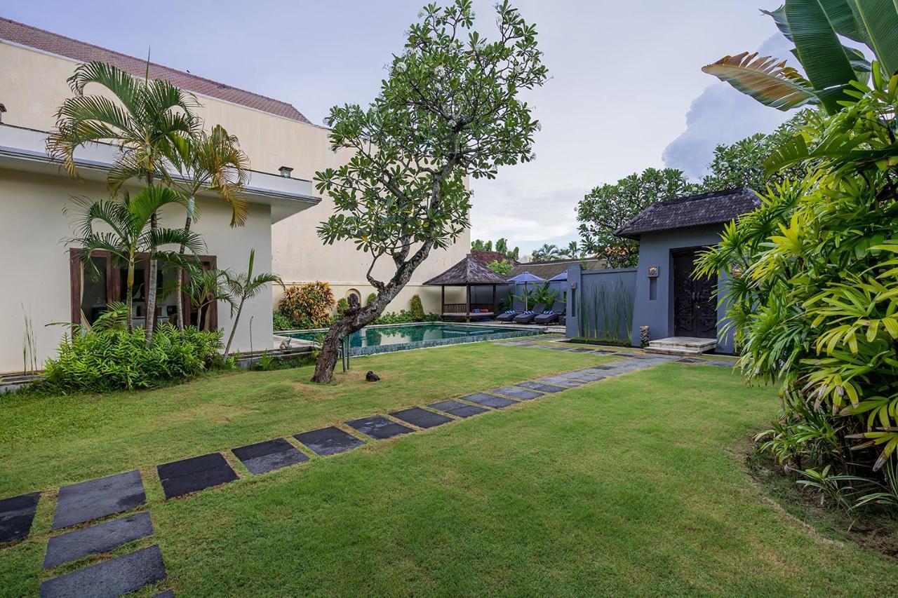 Bali Villa Lotus Seminyak Exterior foto